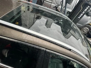 NISSAN QASHQAI 2015-2020 J11 ORIGINAL PANORAMA SCHIEBEDACH GLAS KOMPLETT GETÖNT - Bild 1 von 1