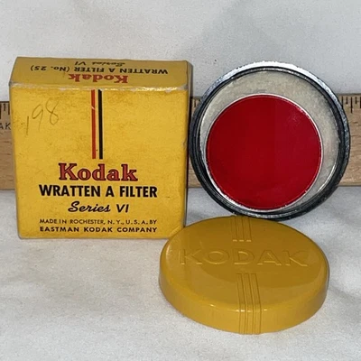 Kodak Wratten Red A 25 Filter series 6 VI made in USA - Image 1 of 4