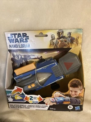 STAR WARS The Mandalorian Dual Attack Gauntlet Lights Brand New Wrist Attachment - Image 1 of 4