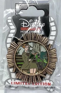 Prendedor Disney 2024 D23 DSSH Círculo de Libros Anita 101 Dálmatas LE 400 - Imagen 1 de 1