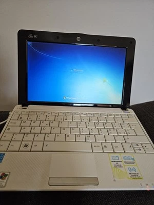 EeePc1001ha ASUS 10" Mini Notebook Occasione - Immagine 1 di 4