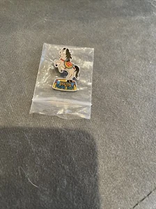 Amazon Delivery Driver Prime 2021 Horse Pin NEW! Free Shipping! - Picture 1 of 2