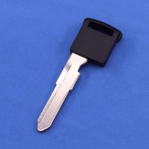 Nuevo para SUZUKI SX-4 Grand Vitara llave de emergencia remota hoja en blanco inserto sin cortar - Imagen 1 de 5