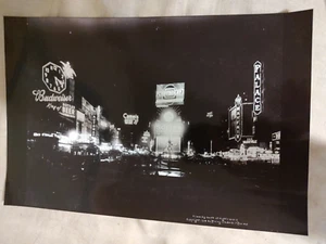 Times Square bei Nacht 1934 Foto - Bild 1 von 1