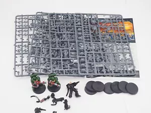 GW 40K SPACE MARINE PRIMARIS HELLBLASTERS. PARTE ASSEMBLATA/DIPINTA. VERDE 1113 - Foto 1 di 3
