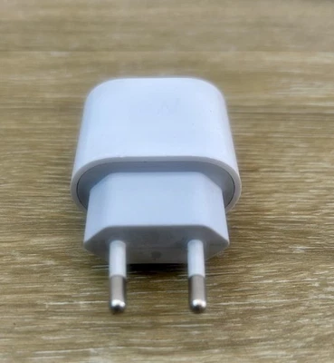 Adaptador de corriente USB-C Apple 20W A2305 MHJA3AM/A - OEM genuino - probado - usado  Foto 1 de 4