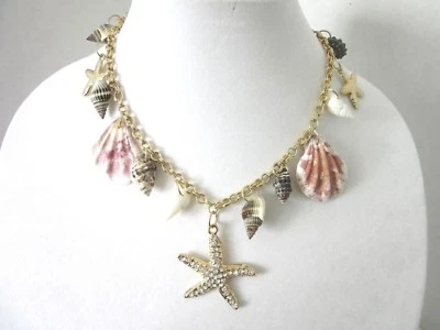 SHELLS STARFISH CHARM BEACH NECKLACE ~AMRITA SINGH NECKLACE~ Goldtone Brass ~  - Image 1 of 4