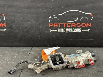 02-06 MASERATI SPYDER AUTOMATIC TRANSMISSION HYDRAULIC CLUTCH ACTUATOR 46K MILES - Image 1 of 4