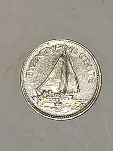 World Coins - Bahamas 25 Cents 2000 Coin - Picture 1 of 2