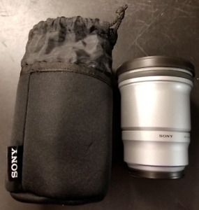 Sony VCL-DEH17V 1.7x Tele End Conversion Lens with Protective Bag and End Caps