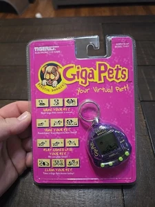 ¡NUEVO! Giga Pets Digital Doggie Purple 1997 Tiger Electronics - Imagen 1 de 5