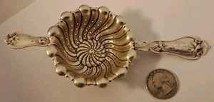 Antique WHITING VIOLET Art Nouveau Sterling Silver 2 Handled 6 1/8" Tea Strainer - Picture 1 of 11
