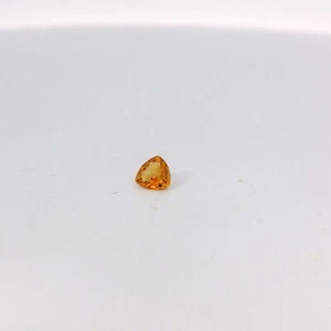 0.21ct Loose Trillion Cut Genuine Citrine 4.1 x 4.1 x 4.1 mm - Picture 1 of 4