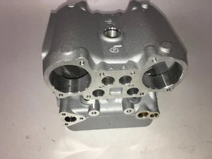 Testa Completa Originale per Ducati 748 R / 02 Codice 30120861A - Imagen 1 de 1