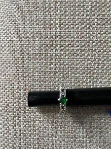 NEW JACKPOT CANDLES RING SIZE 7 GREEN, CLEAR & SILVER - Picture 1 of 2