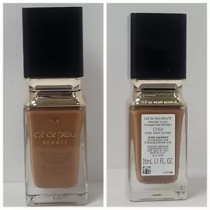 CLE DE PEAU 090 VERY DEEP OCHER FOUNDATION - Picture 1 of 4