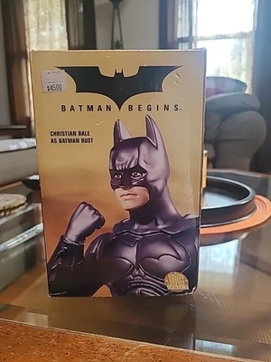 DC Batman начинается Christian Bale Batman фарфора вручную бюст новый  - Изображение 1 из 4