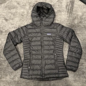 Suéter de plumón negro Patagonia para mujer con capucha negro chaqueta acolchada talla XXS - Imagen 1 de 8