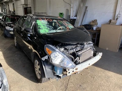 RADIATOR Nissan Versa 13 14 15 16 17 18 19 AT 1277915 Foto 1 de 4