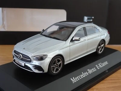 ISCALE MERCEDES BENZ E CLASS SALOON W213 SILVER CAR MODEL B66960498 1:43