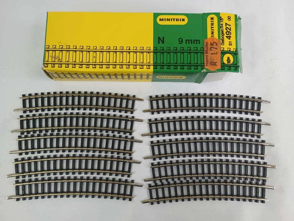 Vintage West Germany Trix Minitrix N gauge Lot of 10 Curved Track R4 15° No 4927 - Image 1 of 4