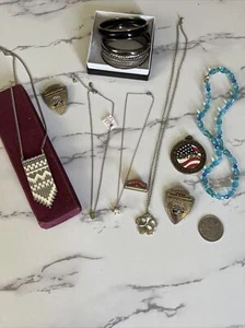 Omas Trödel Schmuck Schubladen Konvolut silberfarben und mehr - Bild 1 von 8