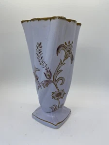 Vintage lila Lavendel handbemalt Kunstzeichen Original quadratisch kanneliert Vase - Bild 1 von 9