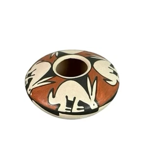 Vintage MATA ORTIZ ANIMAL Pottery 2” Seed Pot Julio Moro Signed Rabbits Squirrel - Picture 1 of 12