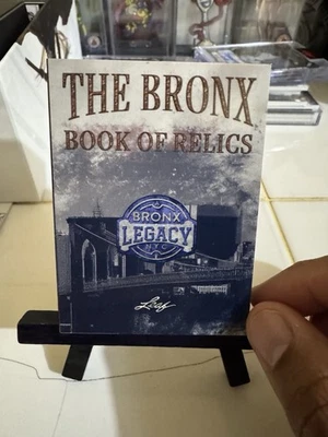 2025 LEAF BRONX LEGACY 12 PLAYER BOOKLET MARIS MATTINGLY ONE OF ONE 1/1 - Image 1 of 4