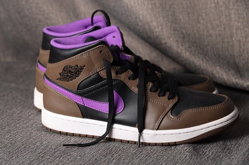 Taglia 9 Air Jordan 1 Mid Palomino