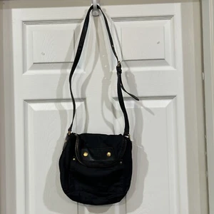 Marc Jacobs Preppy Nylon Natasha Black Crossbody Flap Bag Purse - Picture 1 of 18