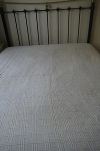 The Finishing Touch Double Bedspread 100% Cotton Beige Bed Throw 240cm x 228cm - Picture 1 of 9
