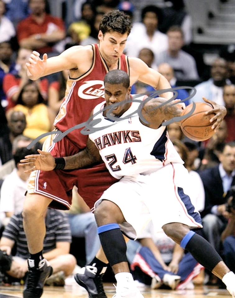 Foto firmada por Marvin Williams de los Atlanta Hawks certificado de autenticidad 8x10 Foto 1 de 1
