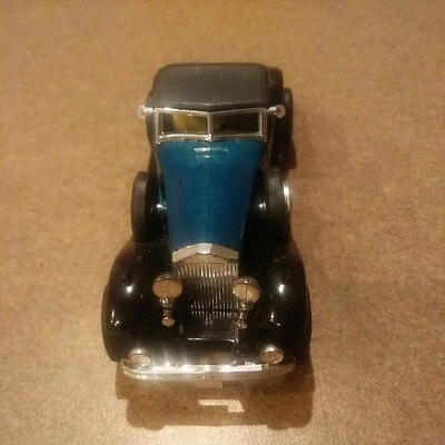 Vintage 1931 Yat ming Rolls Royce Phantom II No. 8504  doors open green loose - Image 1 of 4