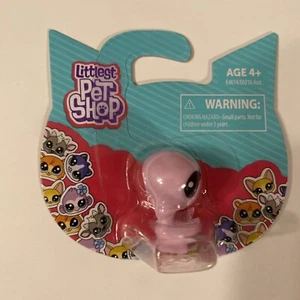 Littlest Pet Shop Pink Swan (2018) Hasbro Mini Scale Toy Figure - Picture 1 of 2