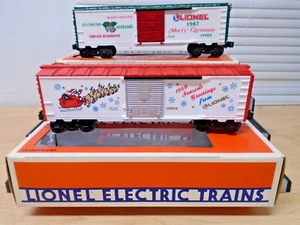 1987 & 1989 Lionel 6-19903+19908 TWO Colorful Christmas BOXCARS MIB Shape - Picture 1 of 9