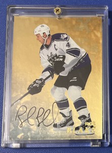 1998-99 Be A Player Autographs Gold Rob Blake plus jersey & Rookie
