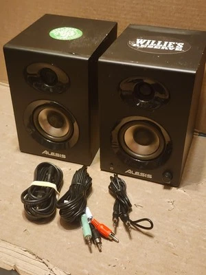 Alesis Elevate 3 Desktop Home Powered Studio Monitor Speaker PRO Bass w/Cords - Image 1 of 4