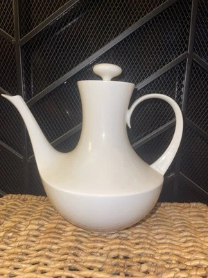 VTG Block Bidasoa Coffee/  Teapot Set w/ 8 Demitasse Cups with Saucers. Perfect! - Image 1 of 4