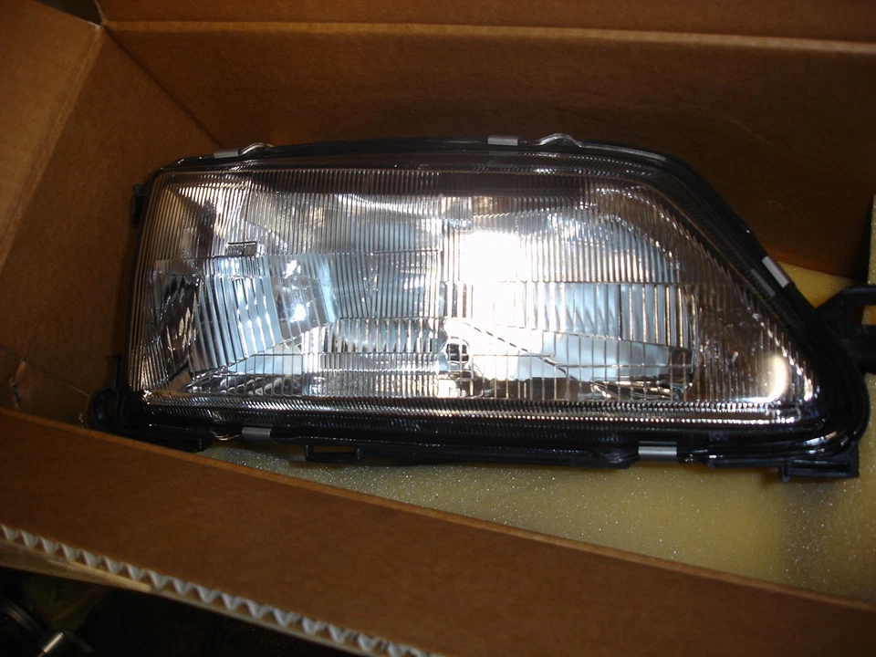 Peugeot 306 head light headlight right side new Depo - Image 1 of 3