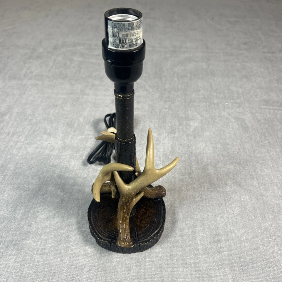 Акцентная лампа Mossy Oak Rustic из оленьих рогов темно-коричневая основа для пней дерева проверенная работа - Изображение 1 из 4