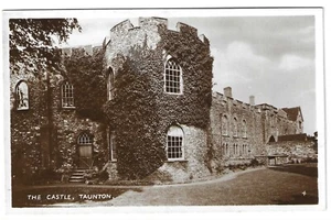 SOMERSET - TAUNTON CASTLE R.A. Serie Echtfoto Postkarte - Bild 1 von 1