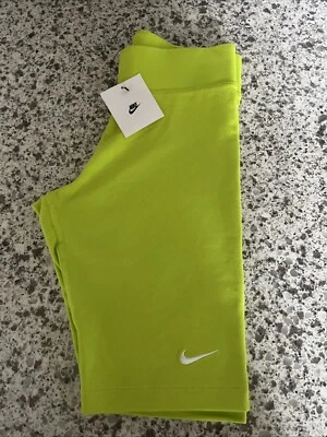 New Nike Sportswear Essential Biker Shorts XS CZ8526-321 Atomic Green Women's - Image 1 of 4