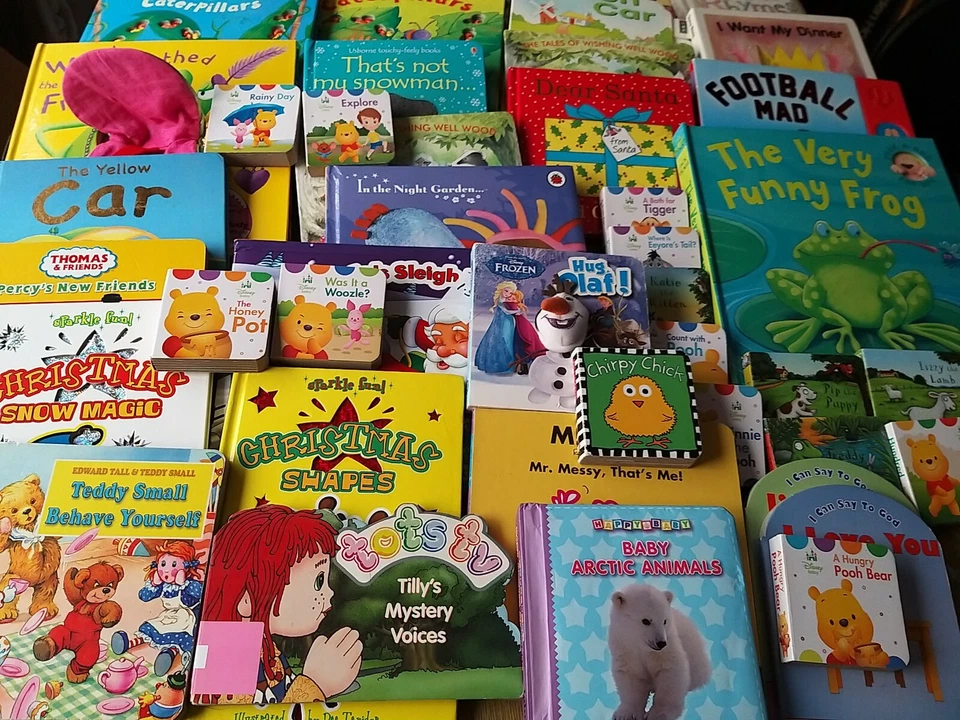 Young Childrens Baby Toddler Large/Medium/Small Sized Board Books Bundle of 15 - Image 1 of 4