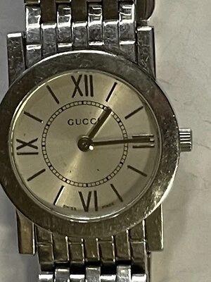 GUCCI 5200L.1 Reloj Mujer Cuarzo Acero Inoxidable Plateado   Foto 1 de 4