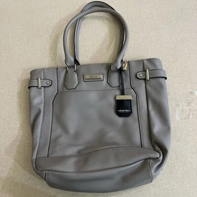 Kenneth Cole handbag reaction - Image 1 of 3