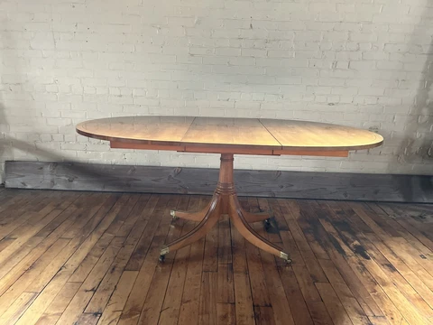 Vintage Hickory Manufacturing Co. Federal Style Oval Table Cover