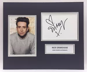 RARE Nick Grimshaw Hand Signed Photo Display + COA AUTOGRAPH BBC RADIO 1 - Foto 1 di 3