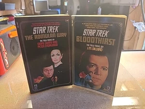 Lote de 2 libros de bolsillo de Star Trek #35/#37 The Romulan Way & Bloodthirst - Imagen 1 de 6