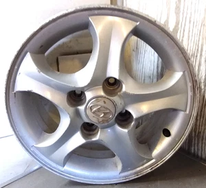 hyundai coupe j2, 6" x 15" alloy wheel, et46 ,4 x114.3 pcd,52910-27700 - Picture 1 of 9